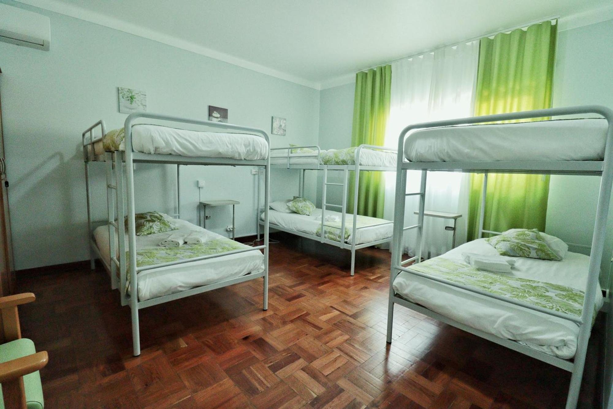 Hostel Jardins De Sao Luis Сетубал Екстериор снимка