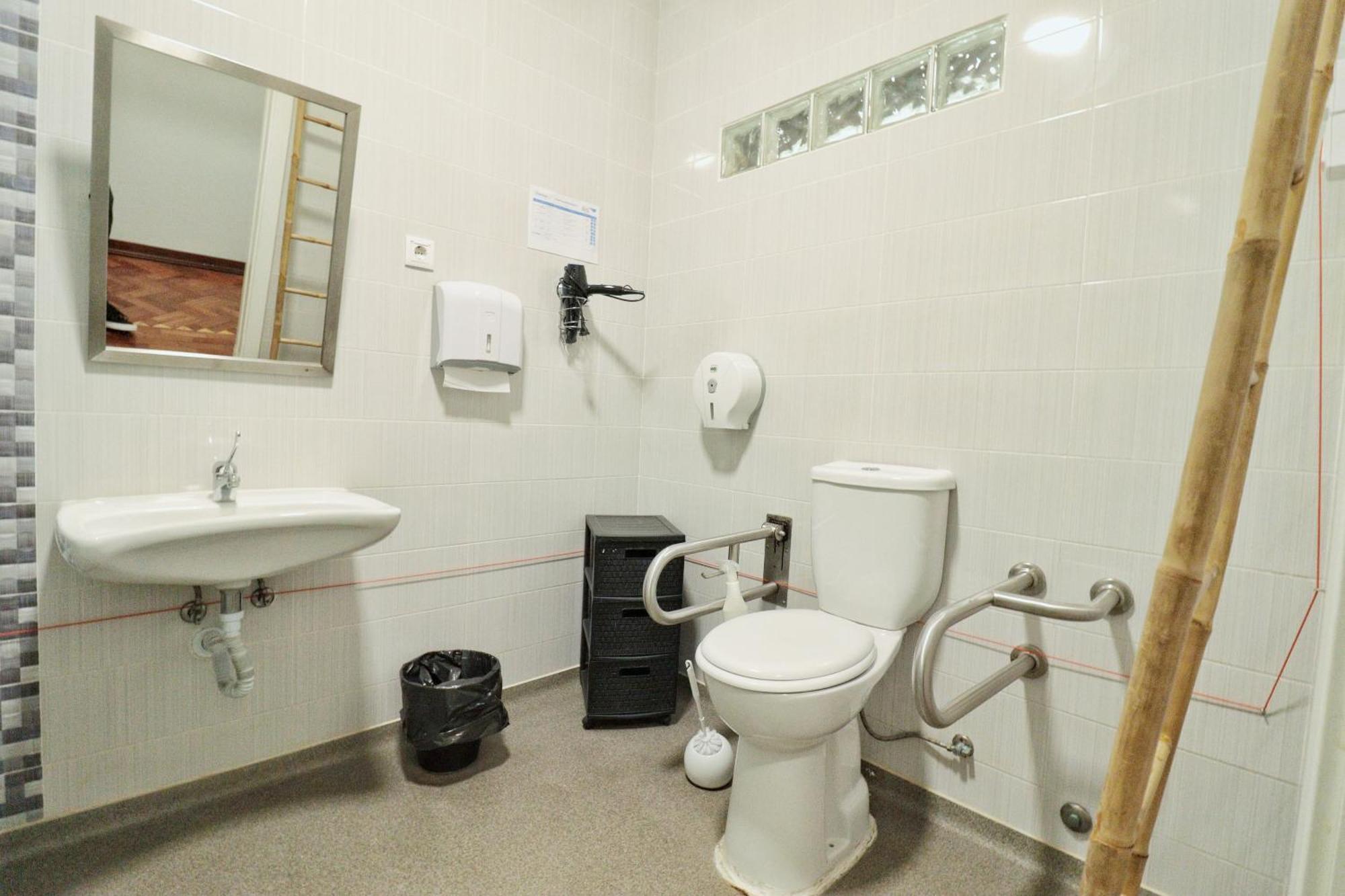 Hostel Jardins De Sao Luis Сетубал Екстериор снимка